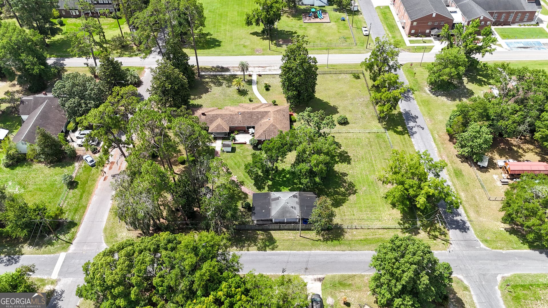 3 bedroom, 2 bathroom, 2,577 sq ft single family residence for sale at 177 Pinewood Street, Folkston, GA 31537 — photo 5