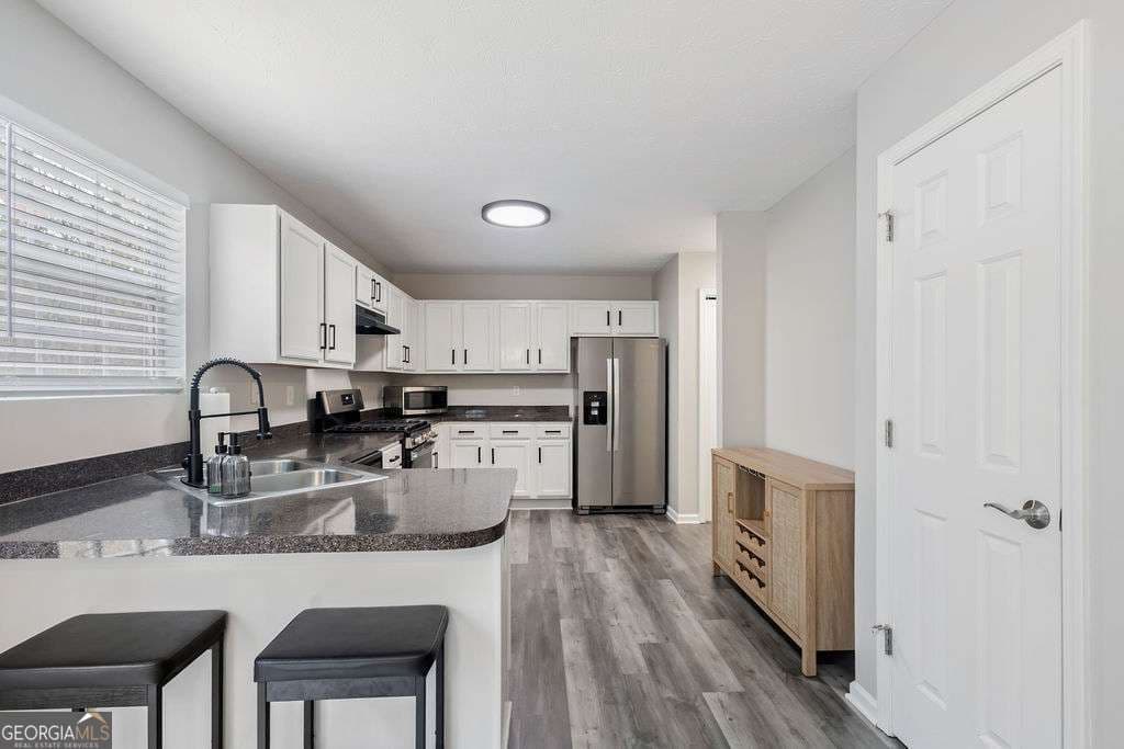 3 bedroom, 2.5 bathroom, 1,768 sq ft single family residence for sale at 59 Belmont Park Drive, Newnan, GA 30263 — photo 5