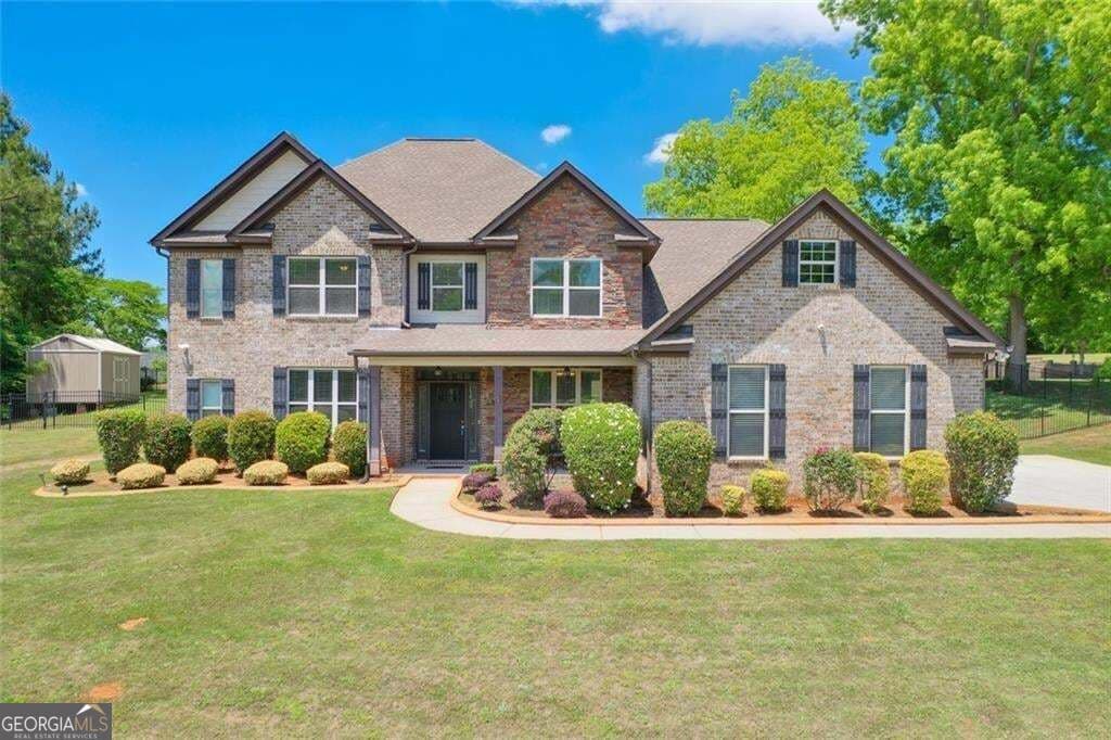 5 bedroom, 3.5 bathroom, 4,162 sq ft single family residence for sale at 209 Enfield Lane, Mcdonough, GA 30252