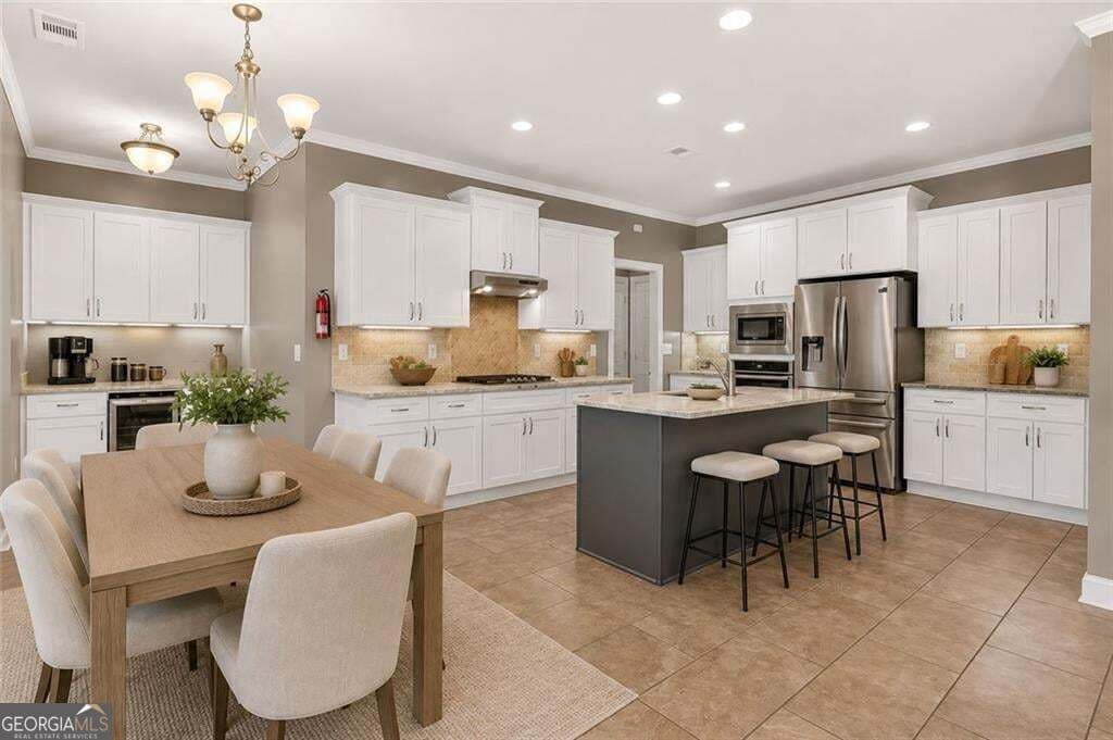 5 bedroom, 3.5 bathroom, 4,162 sq ft single family residence for sale at 209 Enfield Lane, Mcdonough, GA 30252 — photo 5