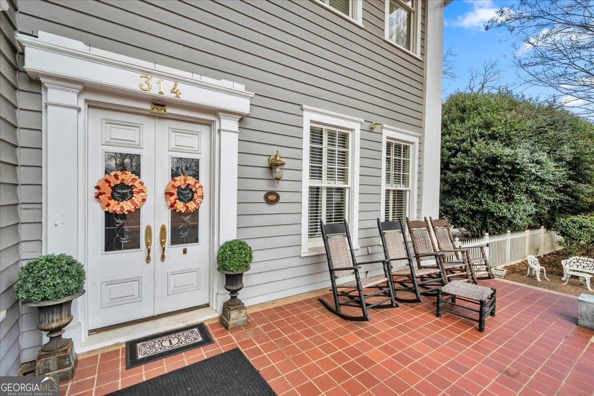 5 bedroom, 5.5 bathroom, 5,342 sq ft single family residence for sale at 314 W Church Street, Fort Valley, GA 31030 — photo 3