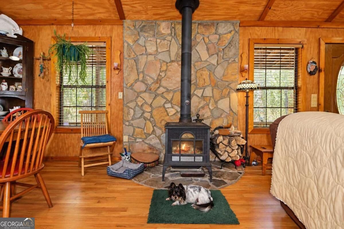 2 bedroom, 2 bathroom cabin,single family residence for sale at 52 Monitor Drive, Ellijay, GA 30540 — photo 6