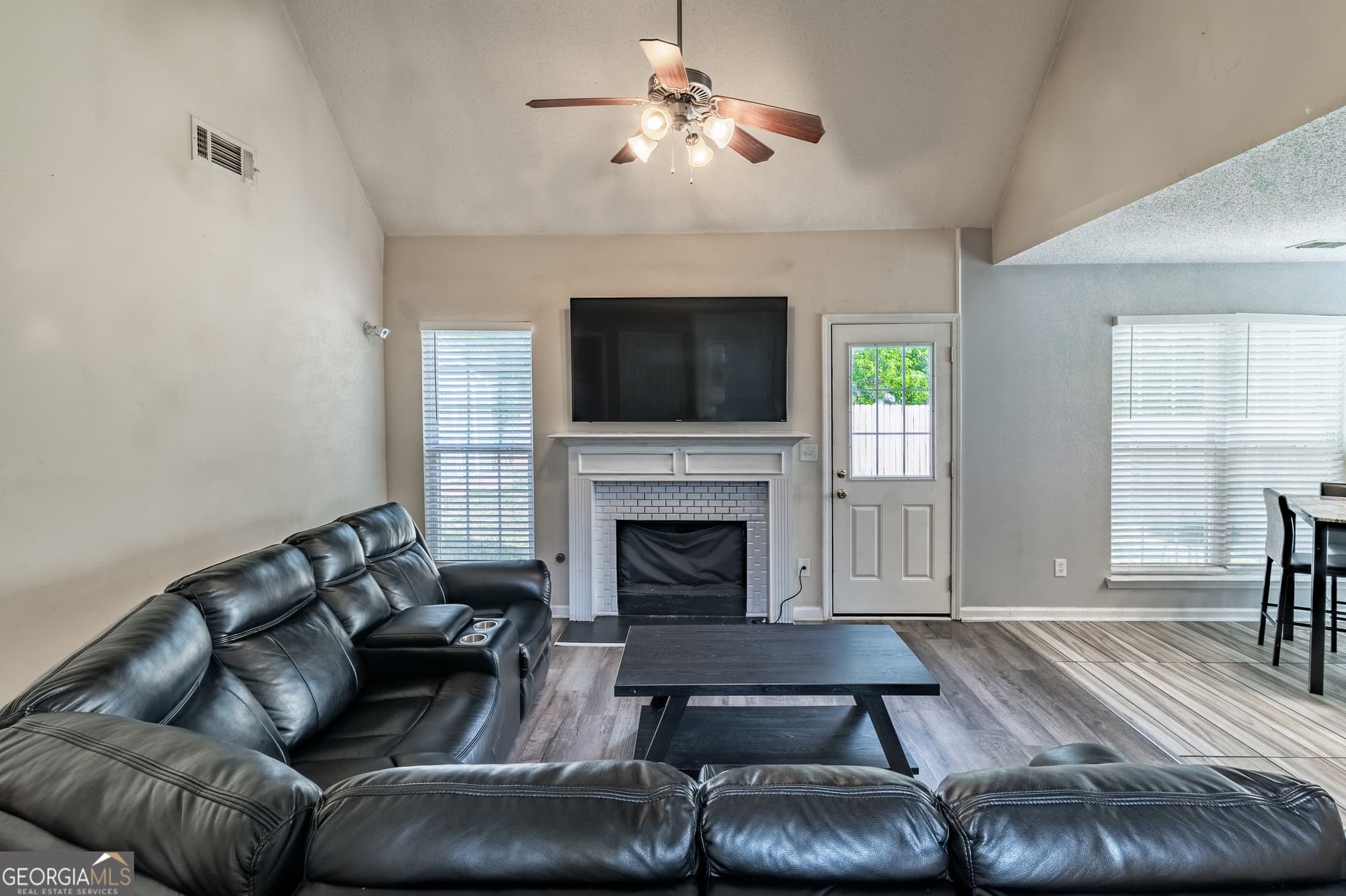 3 bedroom, 2.5 bathroom, 1,888 sq ft single family residence for sale at 253 Augusta Woods Drive, Villa Rica, GA 30180 — photo 5