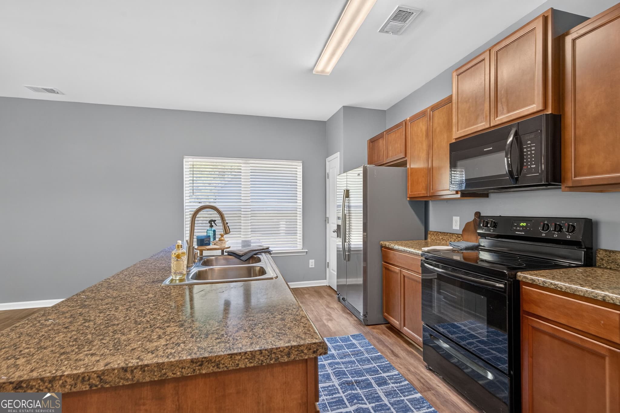 3 bedroom, 2 bathroom, 1,186 sq ft single family residence for sale at 15 Grandberry Court, Rome, GA 30165 — photo 7