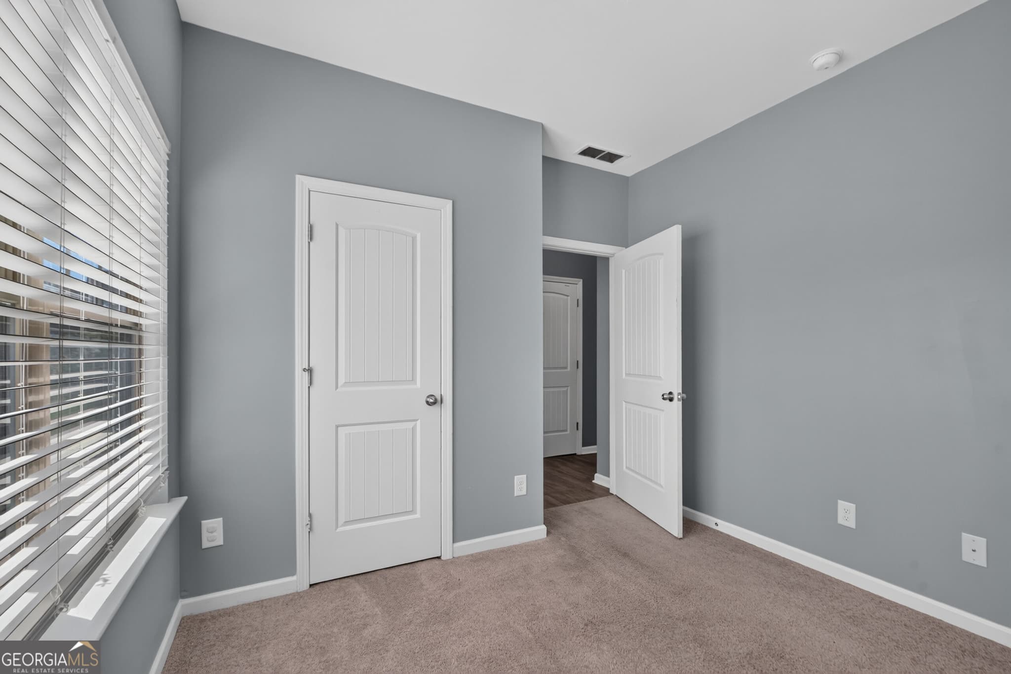 3 bedroom, 2 bathroom, 1,186 sq ft single family residence for sale at 15 Grandberry Court, Rome, GA 30165 — photo 5