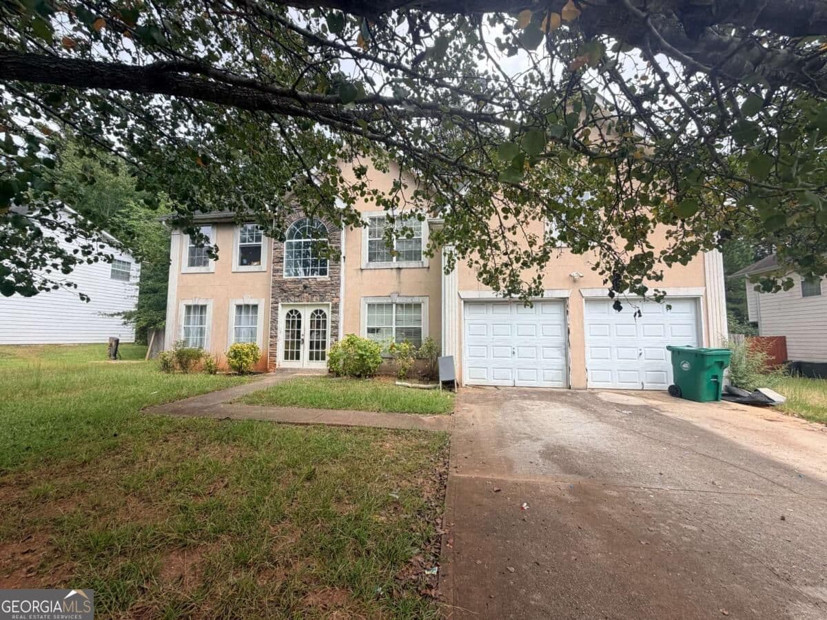 4 bedroom, 2.5 bathroom, 2,344 sq ft single family residence for sale at 2362 Marsh Rabbit Lane, Decatur, GA 30035 — photo 2