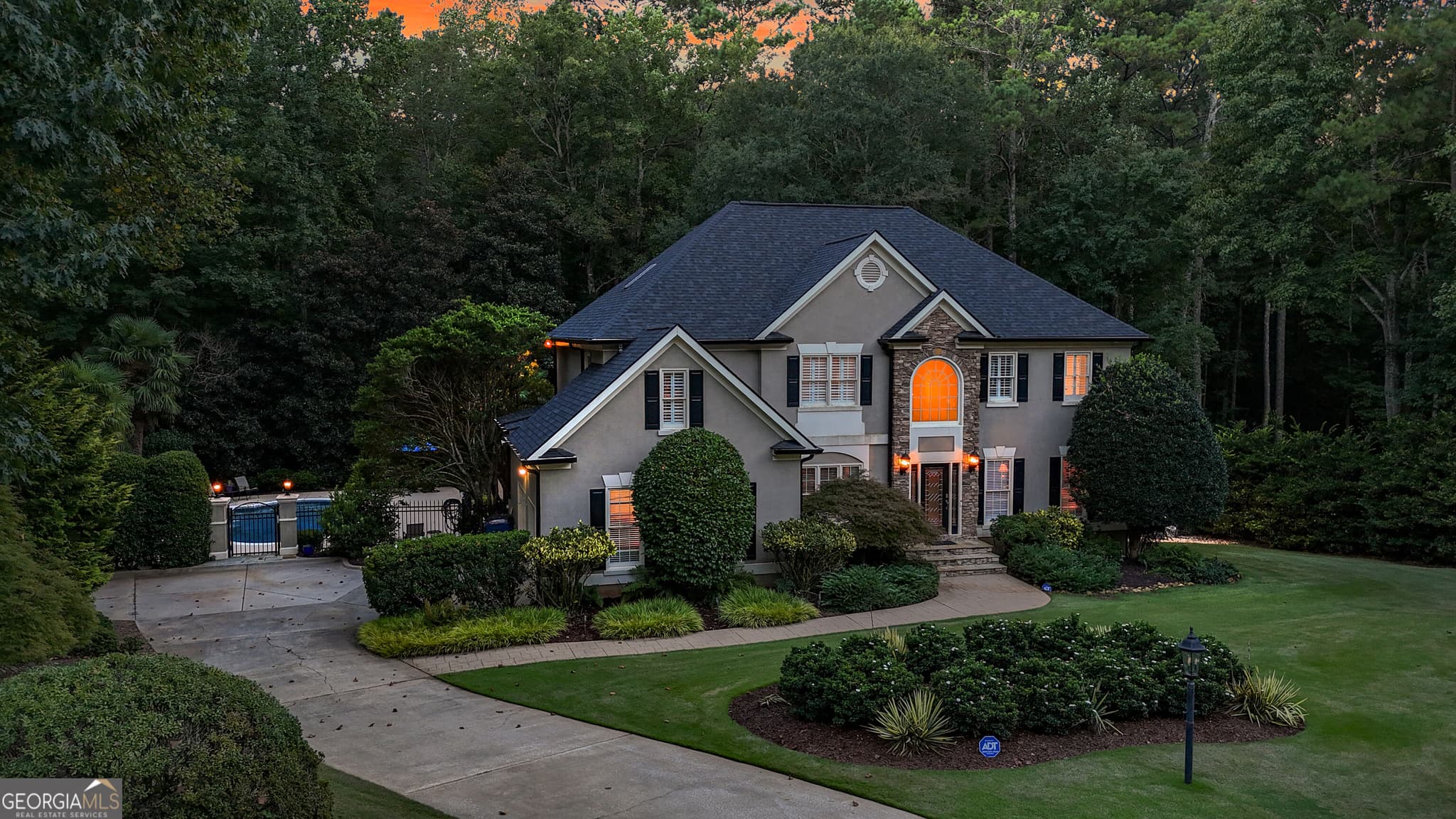 4 bedroom, 2.5 bathroom, 2,995 sq ft single family residence for sale at 412 Loyd Road, Peachtree City, GA 30269