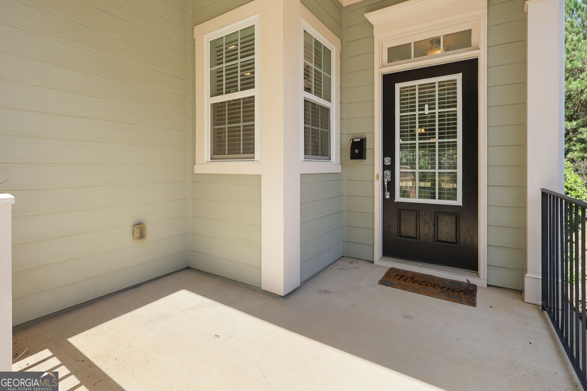 2 bedroom, 2 bathroom, 1,336 sq ft single family residence for sale at 127 Begonia Court, Griffin, GA 30223 — photo 3
