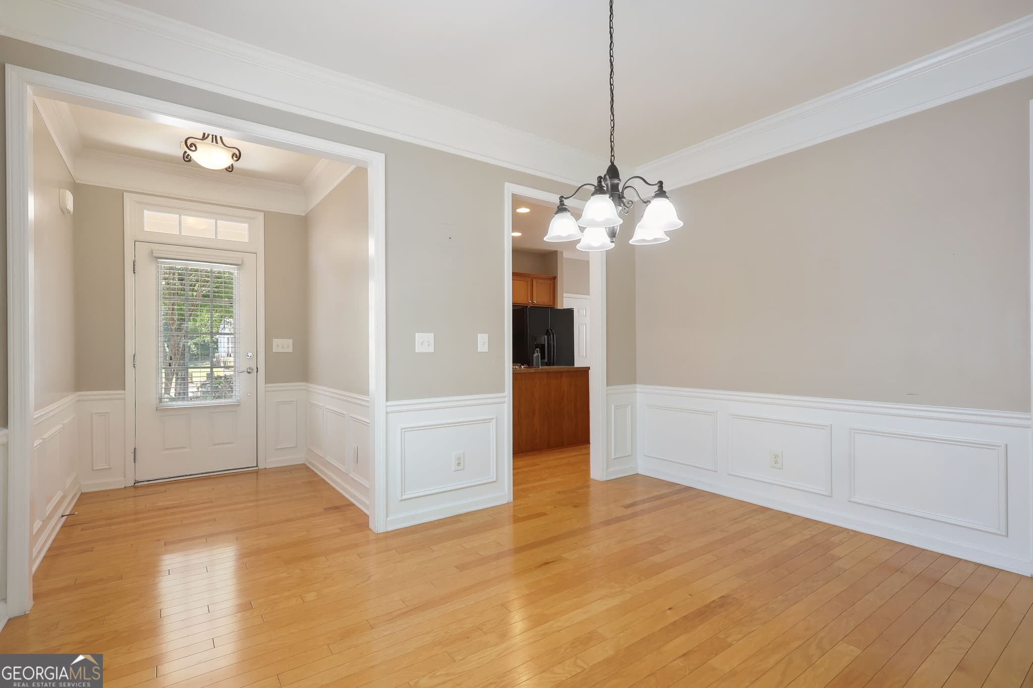 2 bedroom, 2 bathroom, 1,336 sq ft single family residence for sale at 127 Begonia Court, Griffin, GA 30223 — photo 4