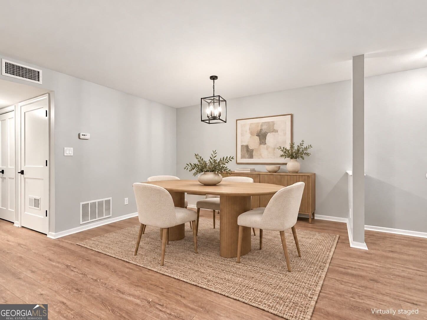 2 bedroom, 2 bathroom, 1,360 sq ft condominium for sale at 3019 Canyon Point Circle, Roswell, GA 30076 — photo 3