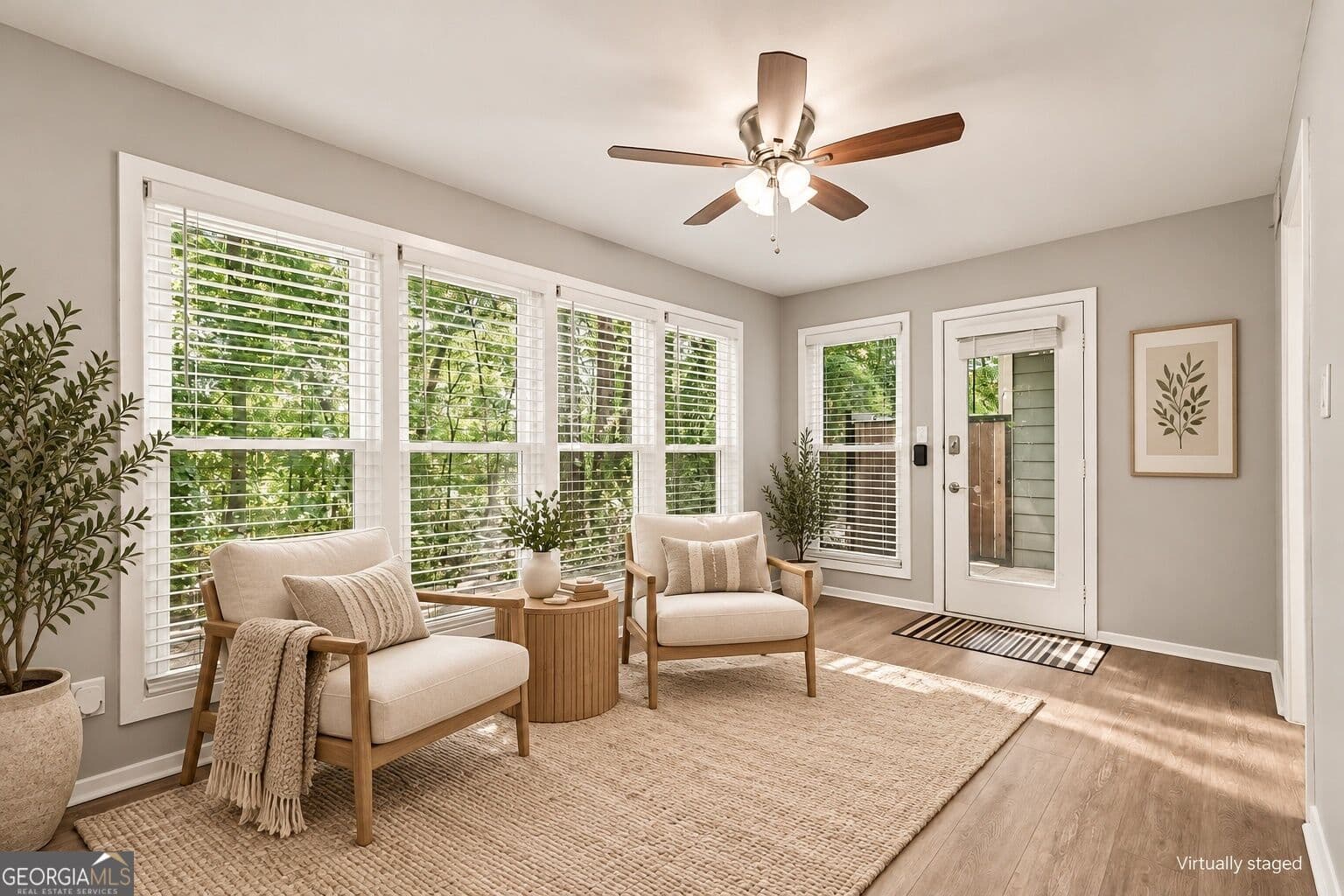 2 bedroom, 2 bathroom, 1,360 sq ft condominium for sale at 3019 Canyon Point Circle, Roswell, GA 30076 — photo 5