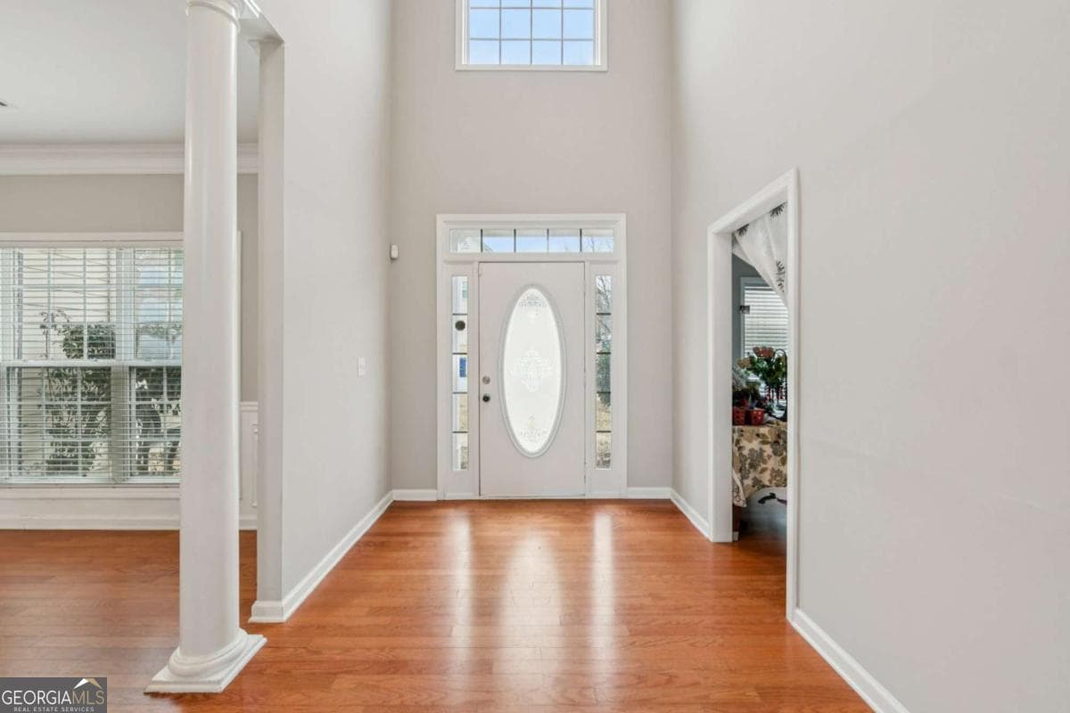 5 bedroom, 2.5 bathroom, 2,896 sq ft single family residence for sale at 2393 Shady Maple Lane, Loganville, GA 30052 — photo 2