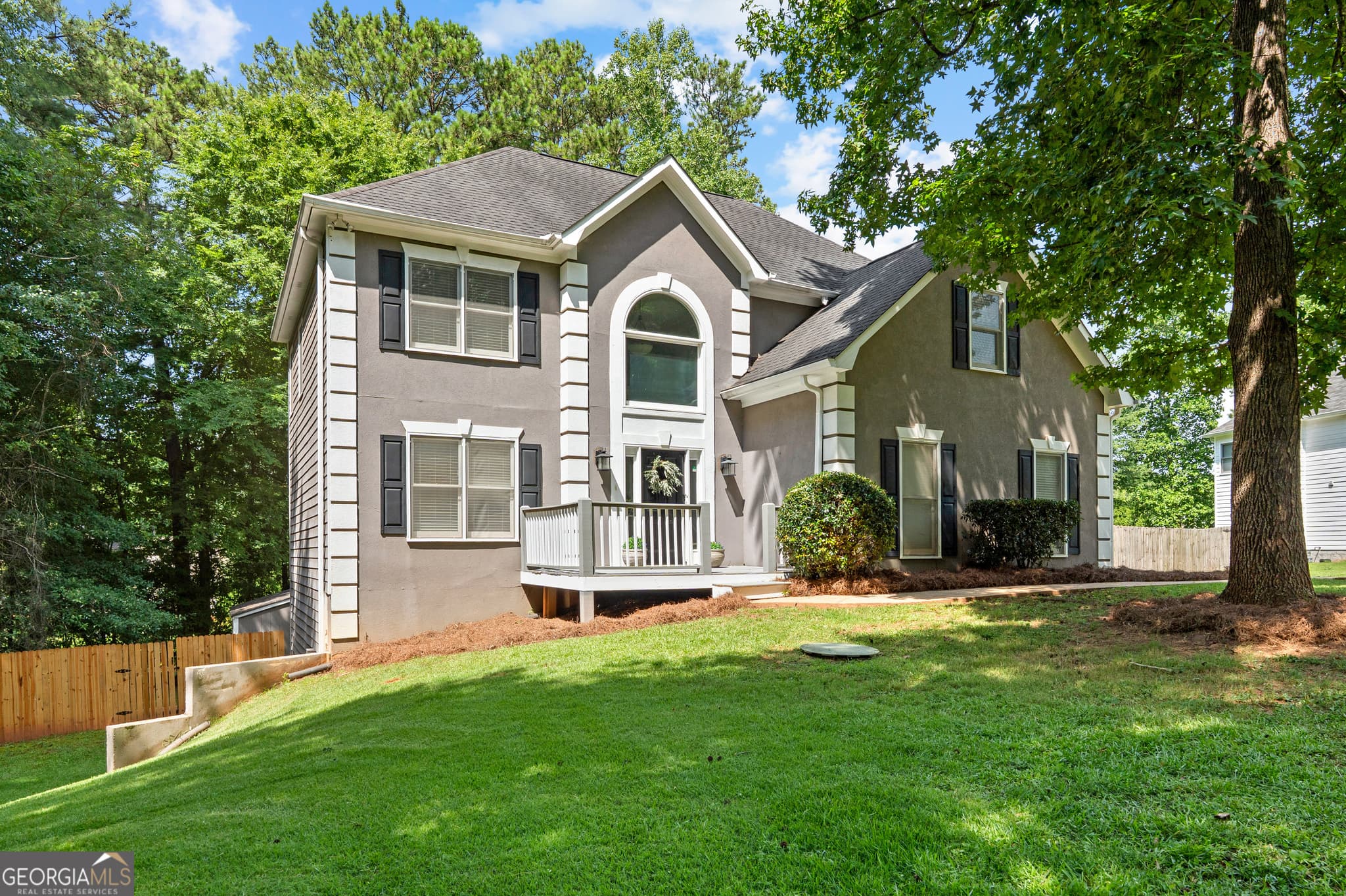 3 bedroom, 2.5 bathroom, 2,898 sq ft single family residence sold at 39 Springfield Court, Newnan, GA 30265