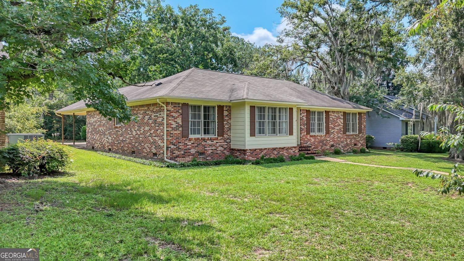 3 bedroom, 2 bathroom, 1,823 sq ft single family residence for sale at 1520 Webb Street, Albany, GA 31721 — photo 10