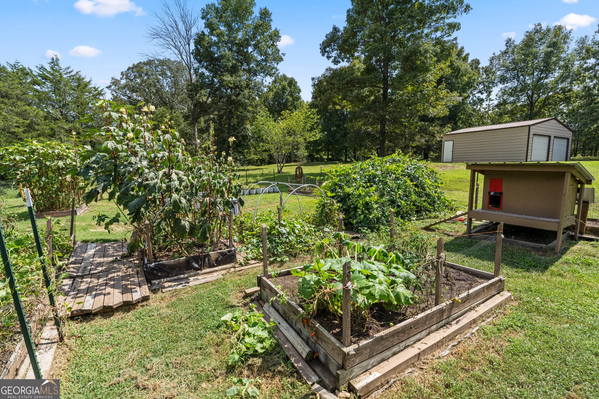 4 bedroom, 2.5 bathroom, 3,780 sq ft single family residence for sale at 5522 W Highway 136, Chickamauga, GA 30707 — photo 7