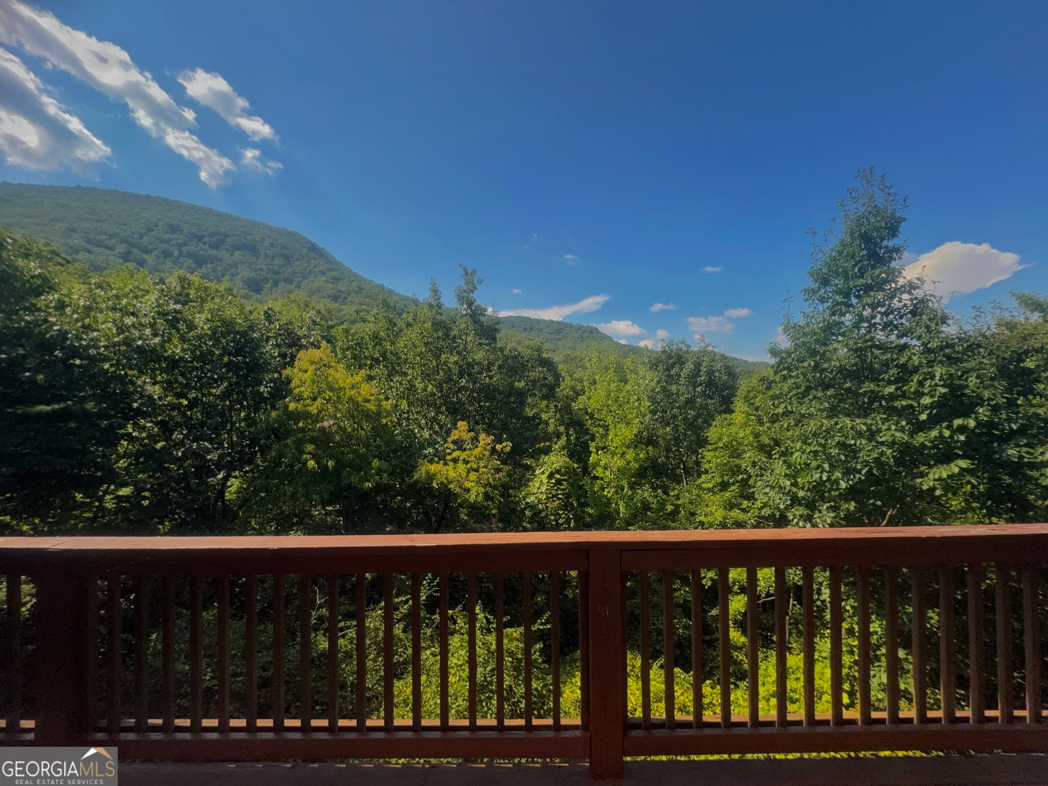 2 bedroom, 3 bathroom, 2,230 sq ft cabin,loft,single family residence for sale at 57 Yellow Rock Road, Cleveland, GA 30528 — photo 3