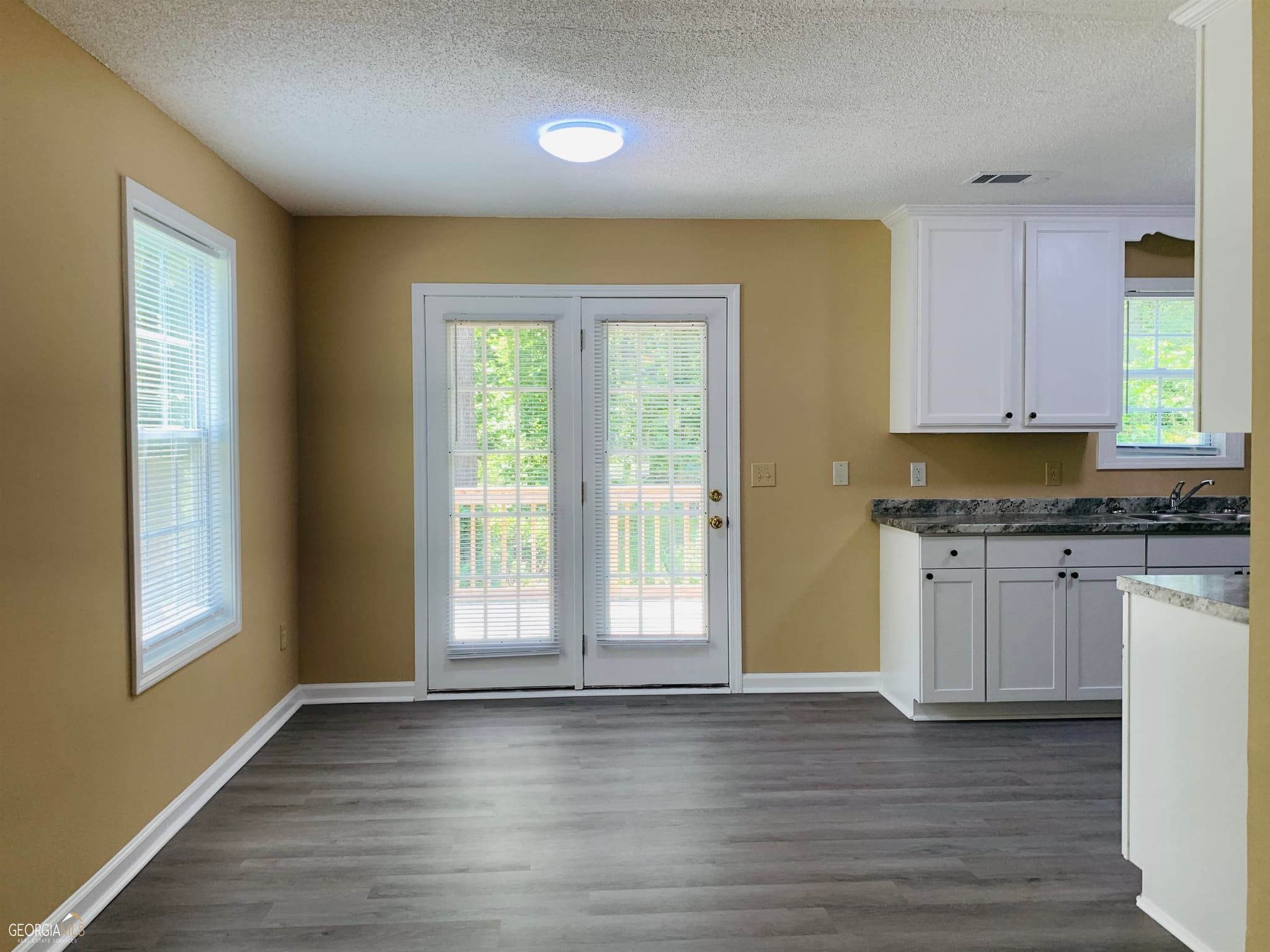 3 bedroom, 2 bathroom, 1,292 sq ft single family residence for rent at 9 Bennett Street, Newnan, GA 30263 for $1,695 a month — photo 7