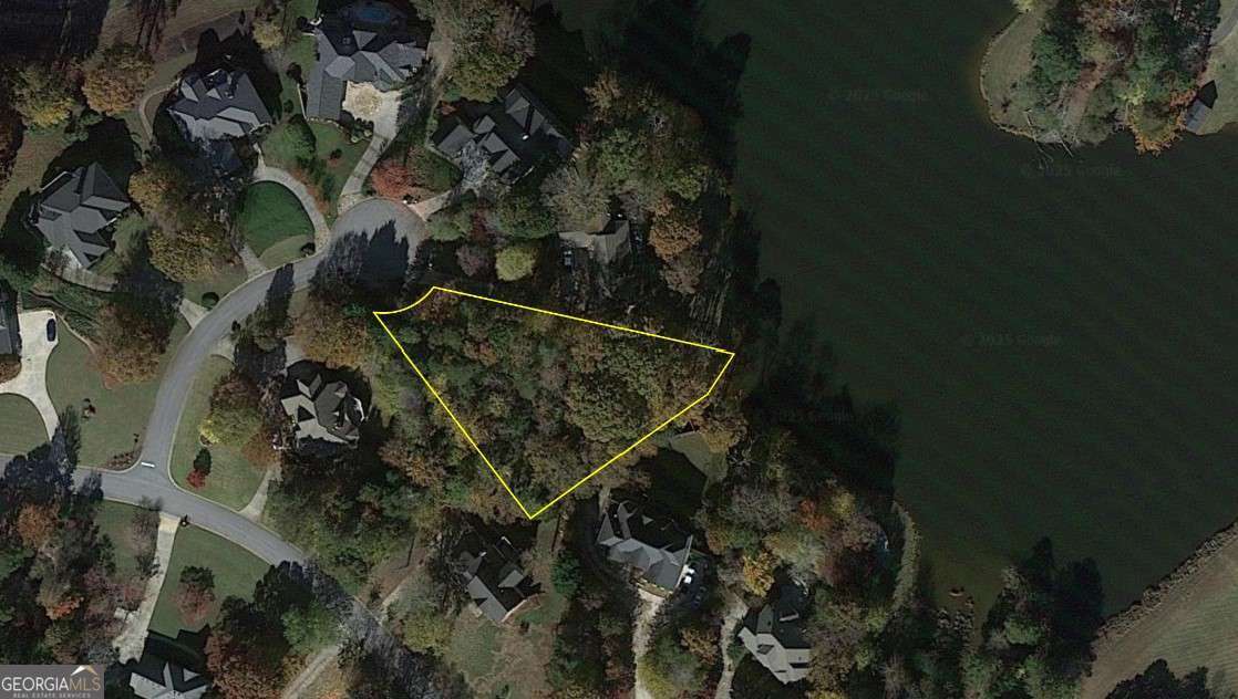 4 bedroom, 4.5 bathroom, 3,455 sq ft single family residence for sale at 4610 Blakeford Court, Flowery Branch, GA 30542 — photo 8