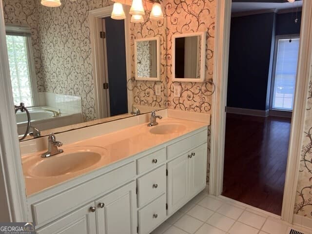 3 bedroom, 2.5 bathroom, 1,780 sq ft single family residence for sale at 3175 Stinsonville Road, Macon, GA 31210 — photo 5