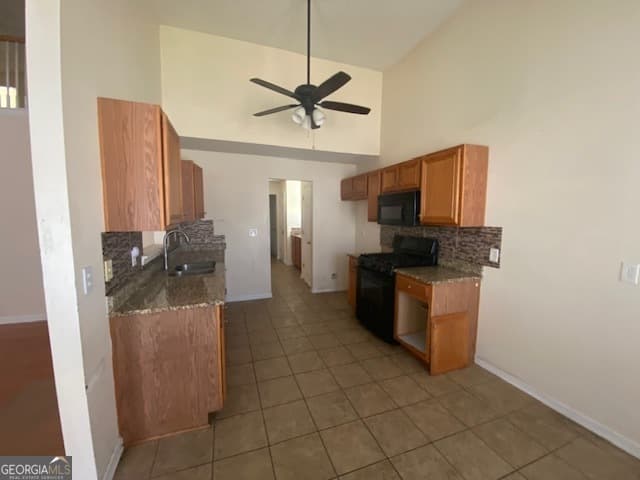 5 bedroom, 3.5 bathroom, 2,986 sq ft single family residence for sale at 530 Shire Lane, Fairburn, GA 30213 — photo 8