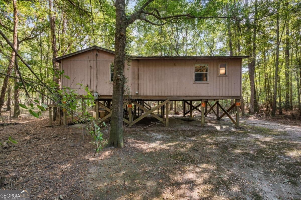 2 bedroom, 2 bathroom single family residence for sale at 628 Riverside Drive, Claxton, GA 30417 — photo 6