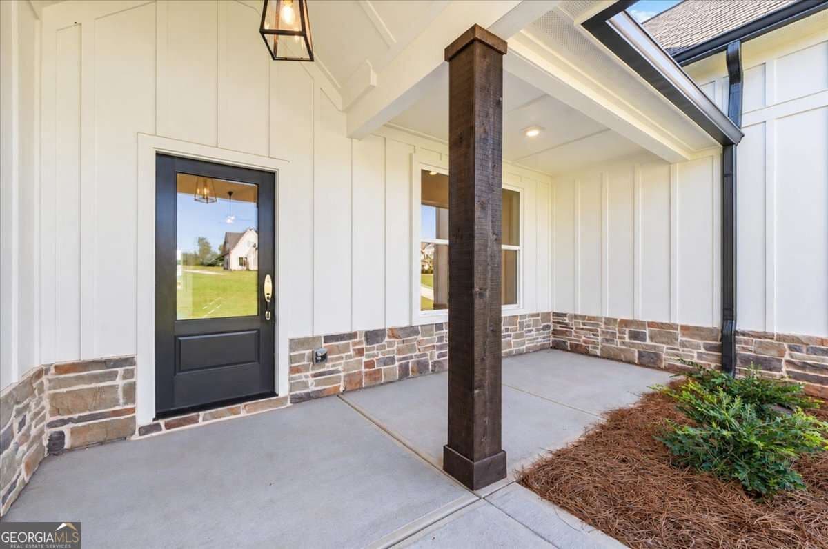 4 bedroom, 2.5 bathroom single family residence for sale at 5335 Noah Road, Cumming, GA 30041 — photo 6