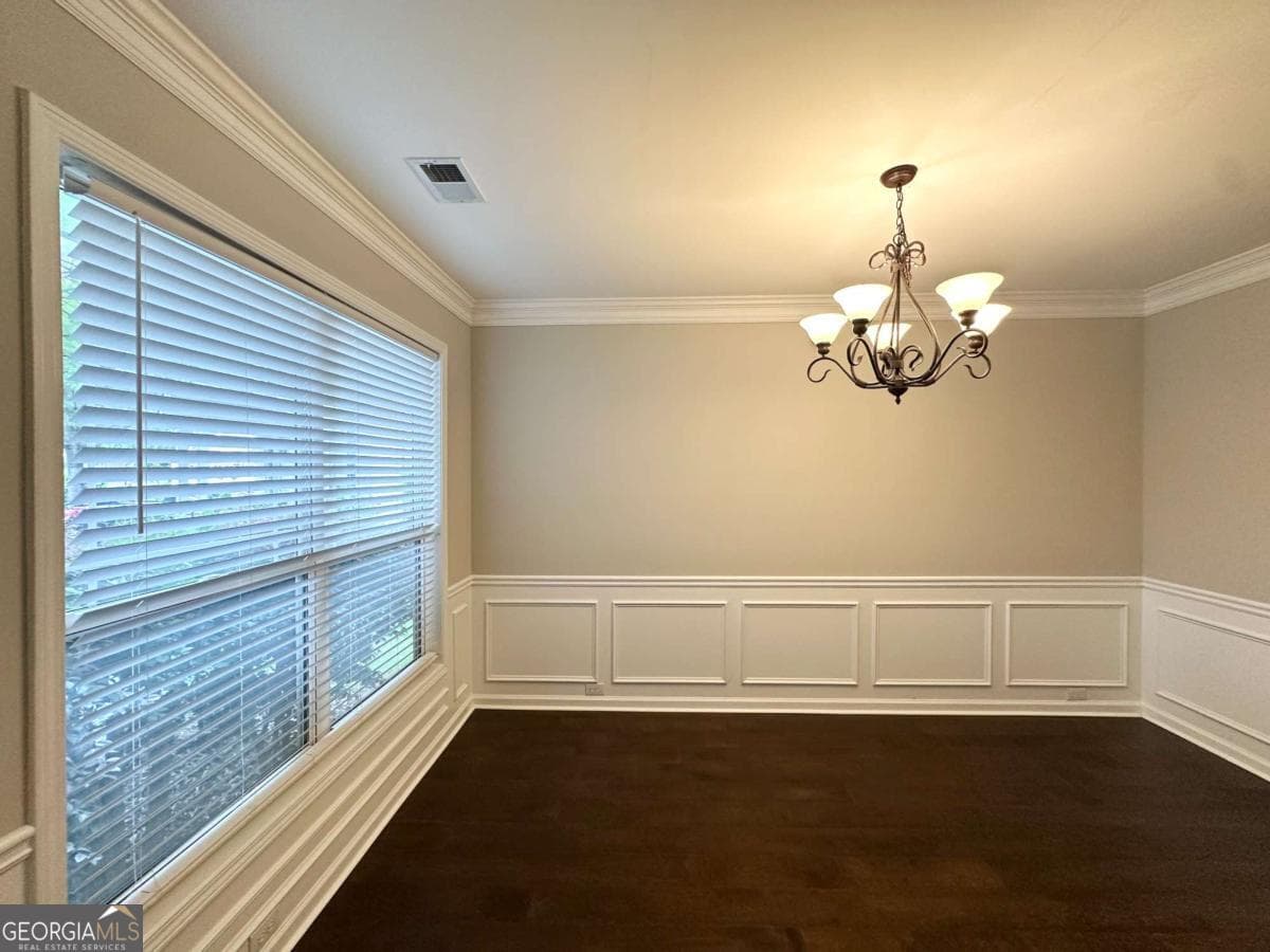 3 bedroom, 2 bathroom, 1,916 sq ft single family residence for sale at 3814 Clear Lake Way, Acworth, GA 30101 — photo 3