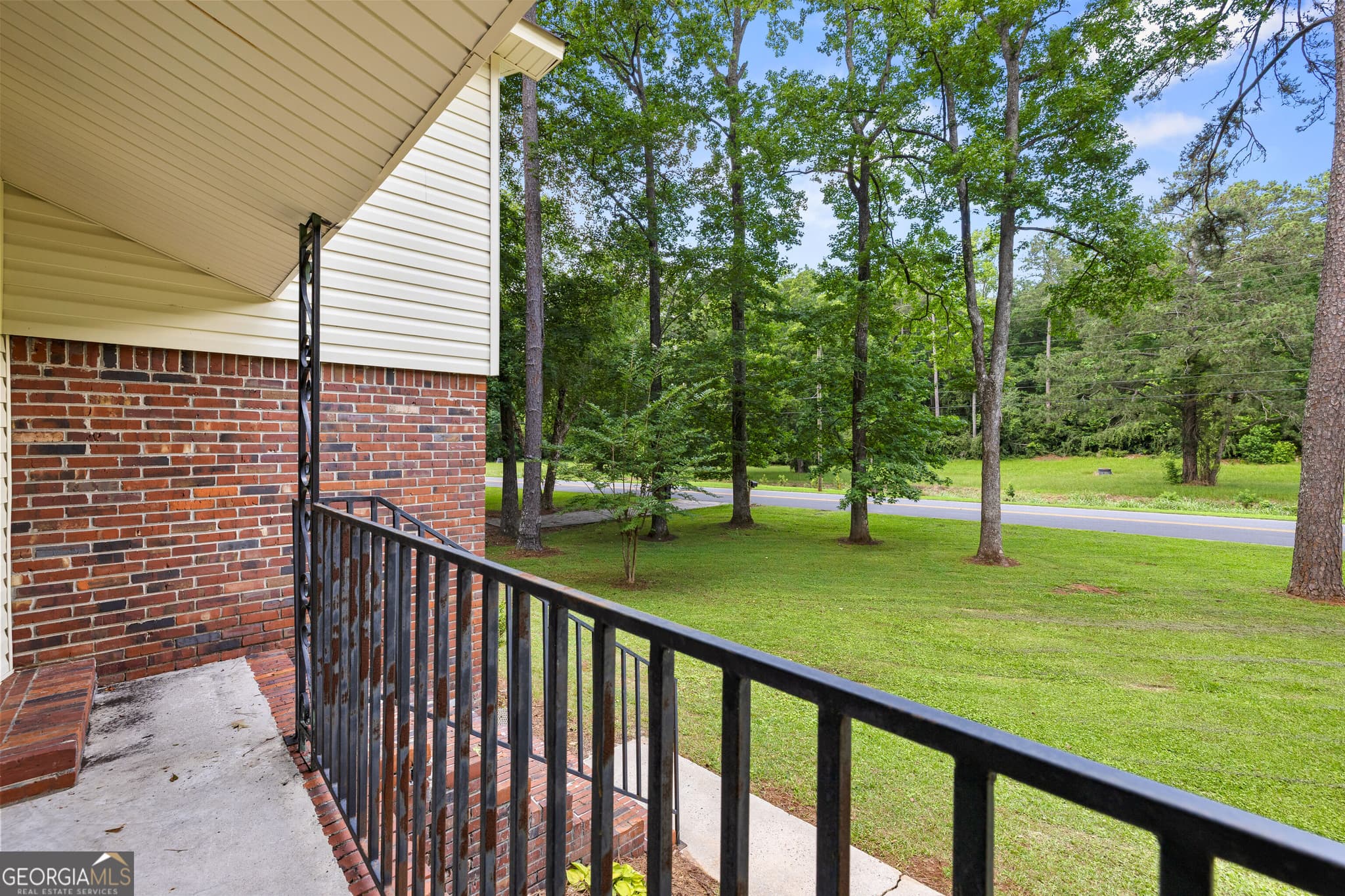4 bedroom, 2 bathroom, 1,981 sq ft single family residence for sale at 309 Nelson Drive, Thomaston, GA 30286 — photo 6