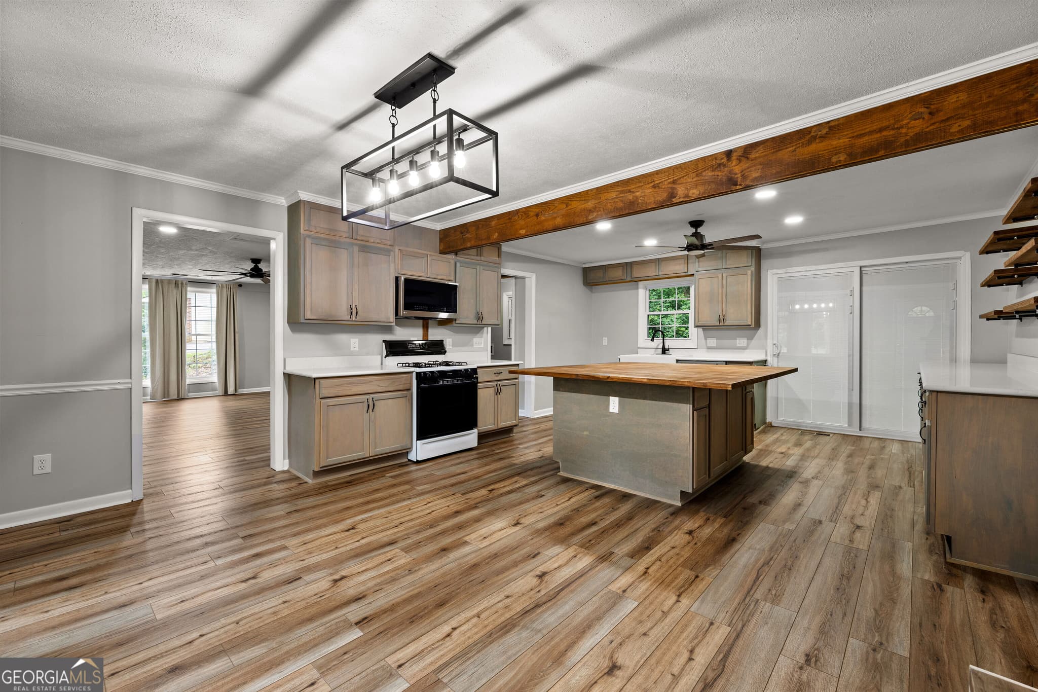 4 bedroom, 2 bathroom, 1,981 sq ft single family residence for sale at 309 Nelson Drive, Thomaston, GA 30286 — photo 10