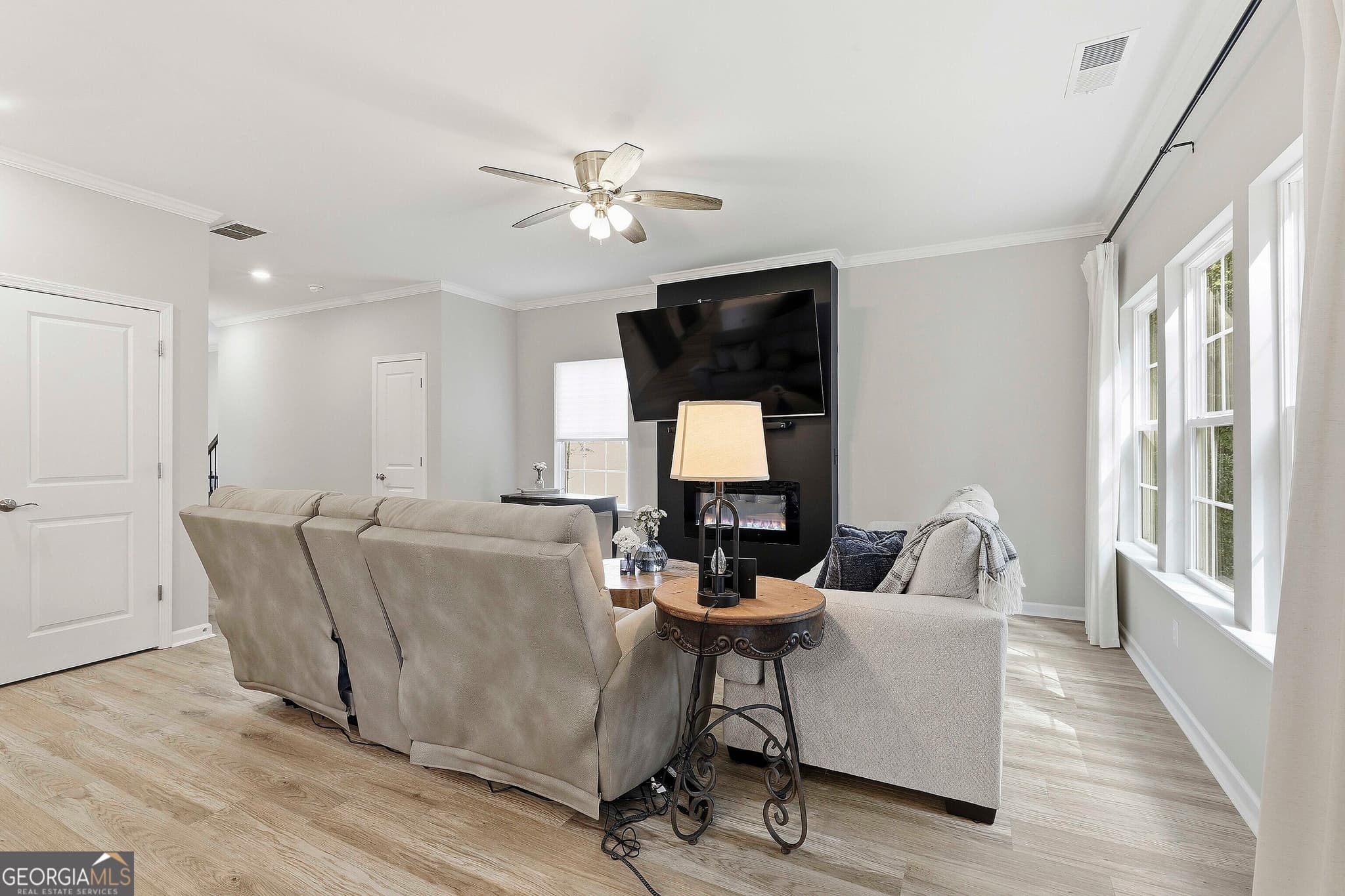 3 bedroom, 2.5 bathroom, 1,880 sq ft townhouse for sale at 77 Portico Place, Newnan, GA 30265 — photo 7