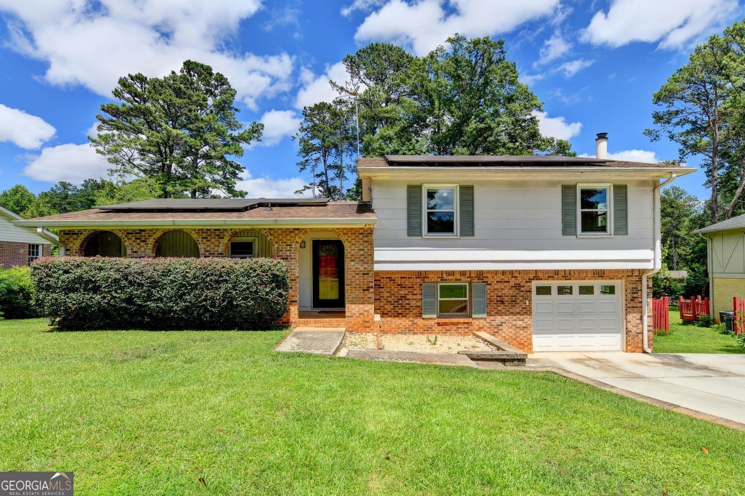 4 bedroom, 3 bathroom, 2,843 sq ft single family residence sold at 1577 Harbour Oaks Road, Tucker, GA 30084