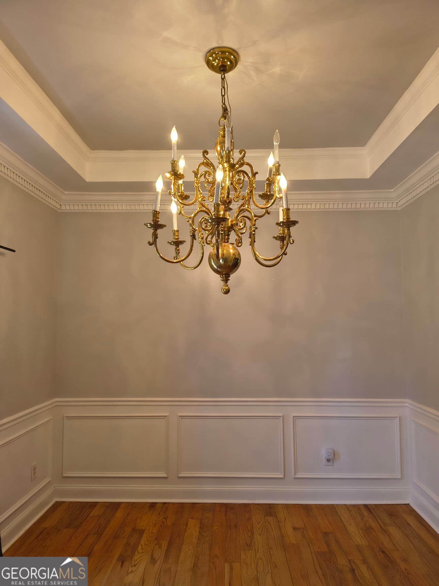 7 bedroom, 5.5 bathroom, 6,213 sq ft single family residence for sale at 2328 E Gwendale Drive, Lizella, GA 31052 — photo 5