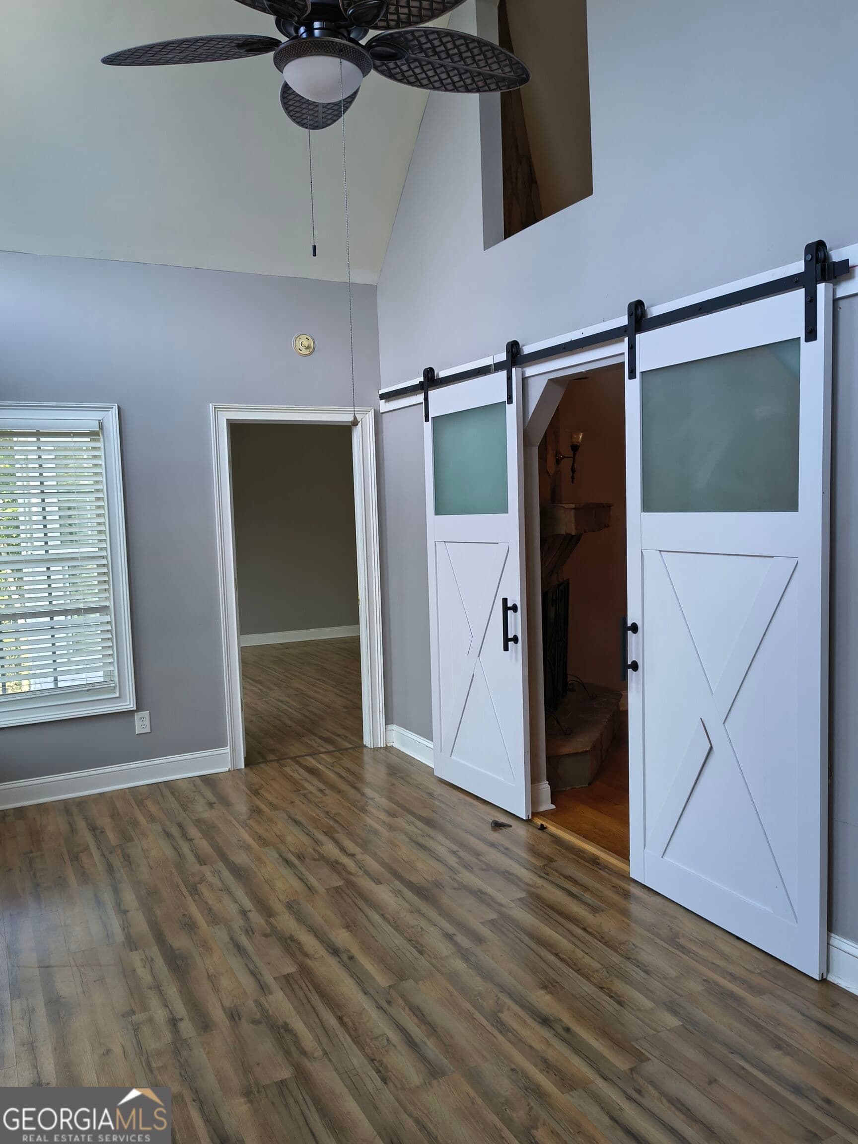 7 bedroom, 5.5 bathroom, 6,213 sq ft single family residence for sale at 2328 E Gwendale Drive, Lizella, GA 31052 — photo 9