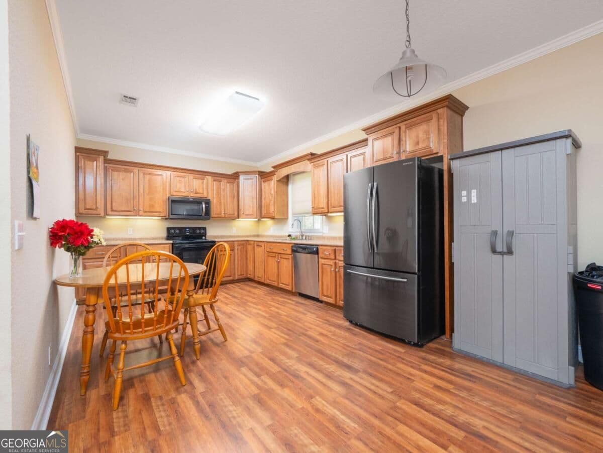 3 bedroom, 2 bathroom, 1,830 sq ft single family residence for sale at 1430 Will Cox Road, Waycross, GA 31503 — photo 10