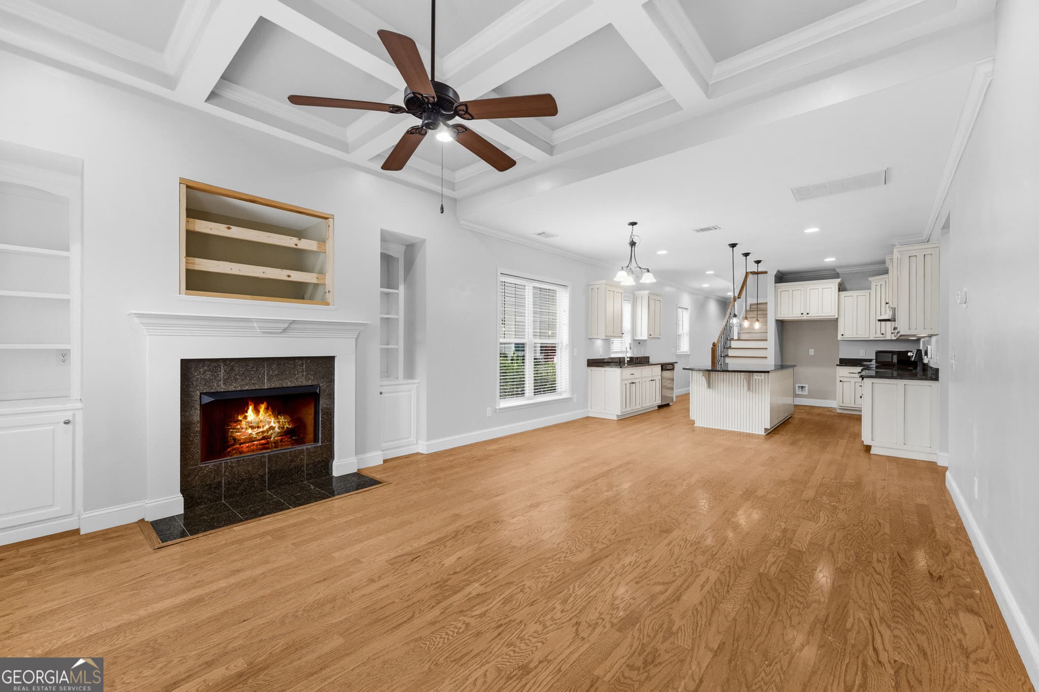 4 bedroom, 3.5 bathroom, 1,950 sq ft single family residence for sale at 75 Jacobs Circle, Richmond Hill, GA 31324 — photo 4