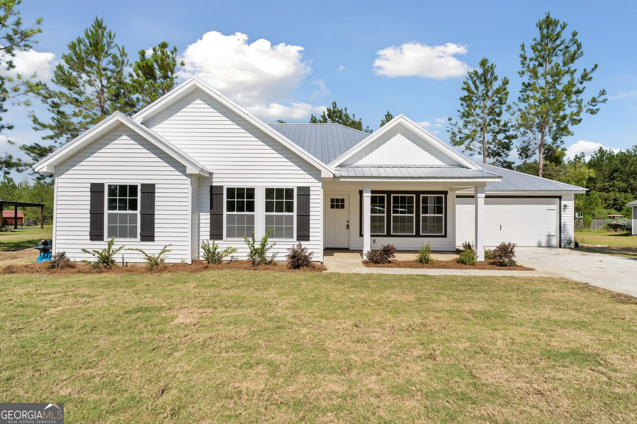 4 bedroom, 2 bathroom, 1,500 sq ft single family residence sold at 270 Abigail Circle, Ellabell, GA 31308