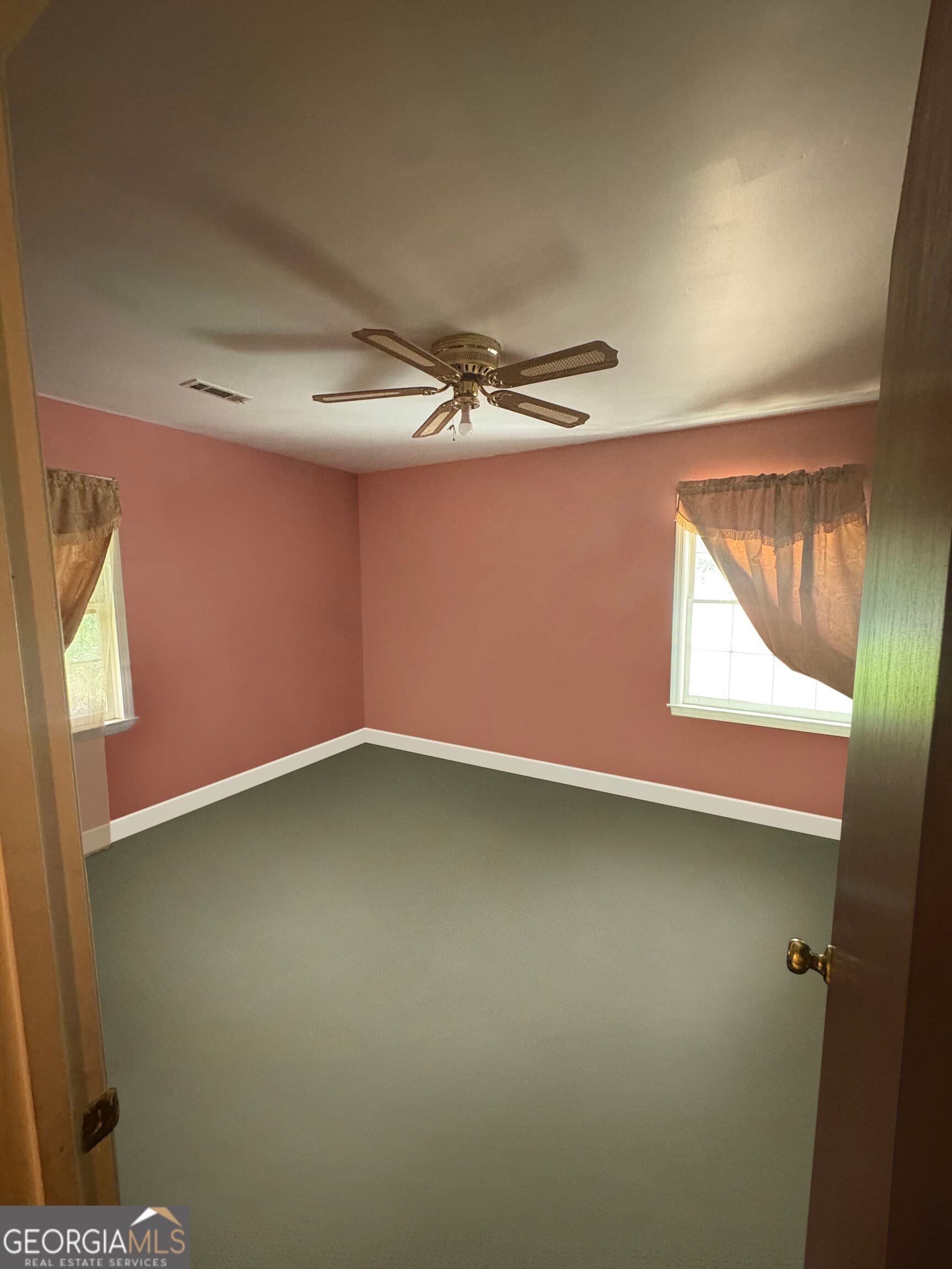 5 bedroom, 2 bathroom single family residence for sale at 1957 Valencia Road, Decatur, GA 30032 — photo 10
