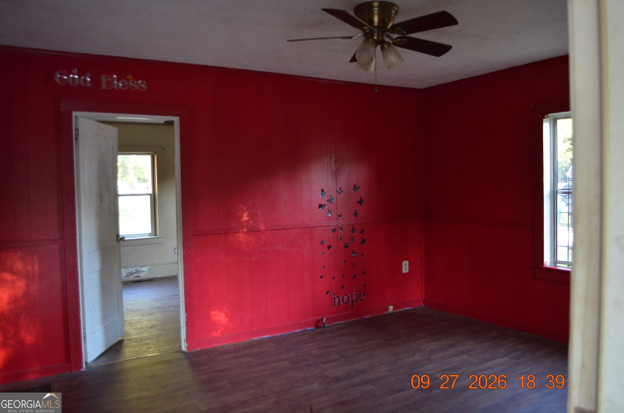2 bedroom, 1 bathroom, 924 sq ft single family residence for sale at 142 S Main Street, Milledgeville, GA 31061 — photo 4