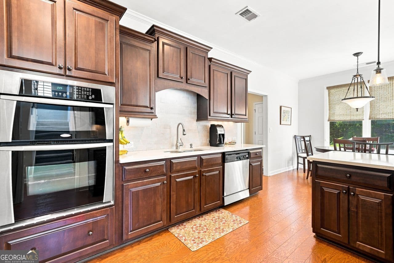 4 bedroom, 2.5 bathroom, 2,775 sq ft single family residence for sale at 936 Regal Hills Lane, Mableton, GA 30126 — photo 10