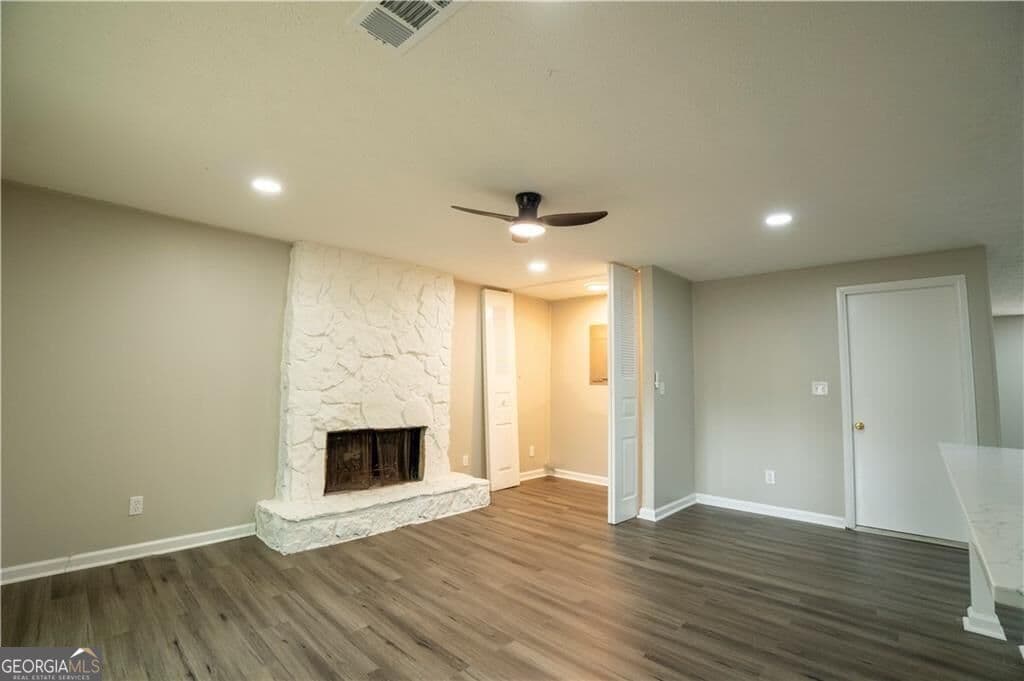 4 bedroom, 3 bathroom, 1,272 sq ft single family residence for sale at 1995 Northerly Way, Stone Mountain, GA 30088 — photo 2