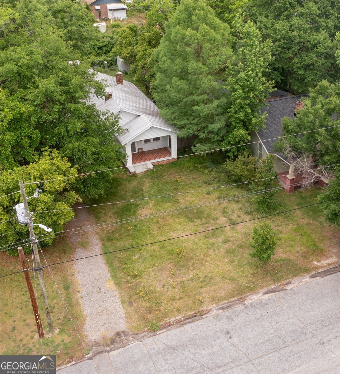 2 bedroom, 1 bathroom, 1,401 sq ft single family residence for sale at 1823 Starnes Street, Augusta, GA 30904 — photo 6