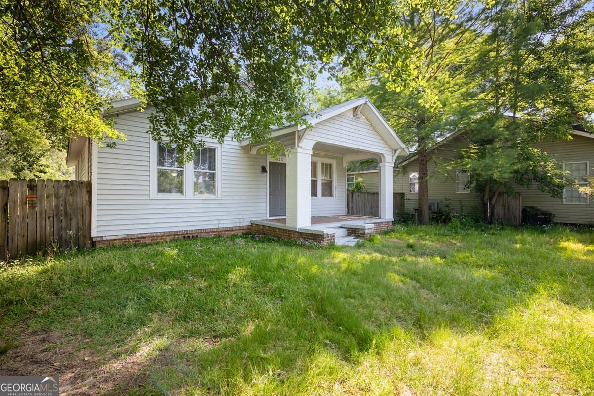 2 bedroom, 1 bathroom, 1,401 sq ft single family residence for sale at 1823 Starnes Street, Augusta, GA 30904 — photo 9