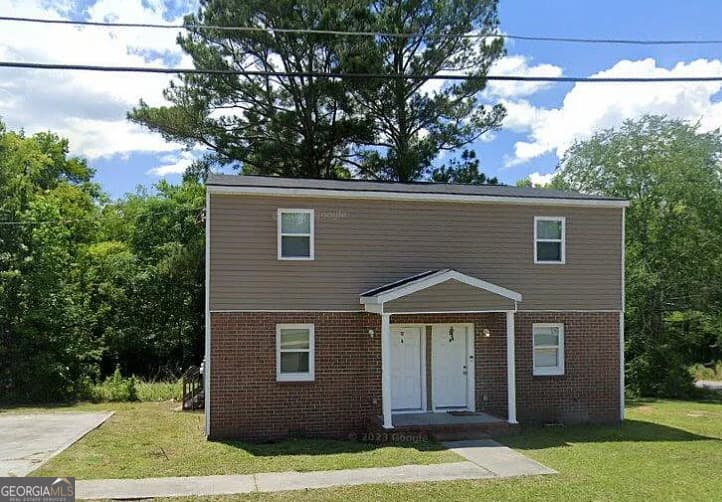 2 bedroom, 1.5 bathroom, 1,820 sq ft townhouse for sale at 3720 Case Street, Macon, GA 31204 — photo 1 of 7