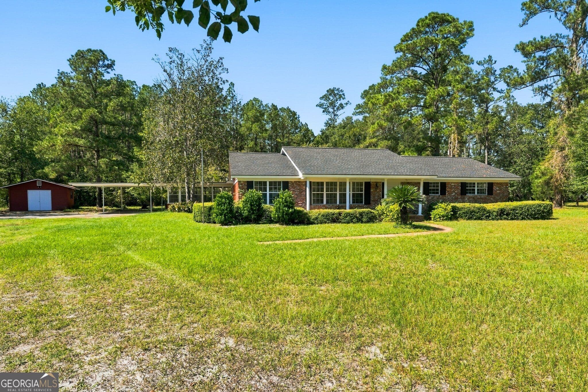 4 bedroom, 3 bathroom, 3,129 sq ft single family residence for sale at 35453 Okefenokee Drive, Folkston, GA 31537 — photo 2