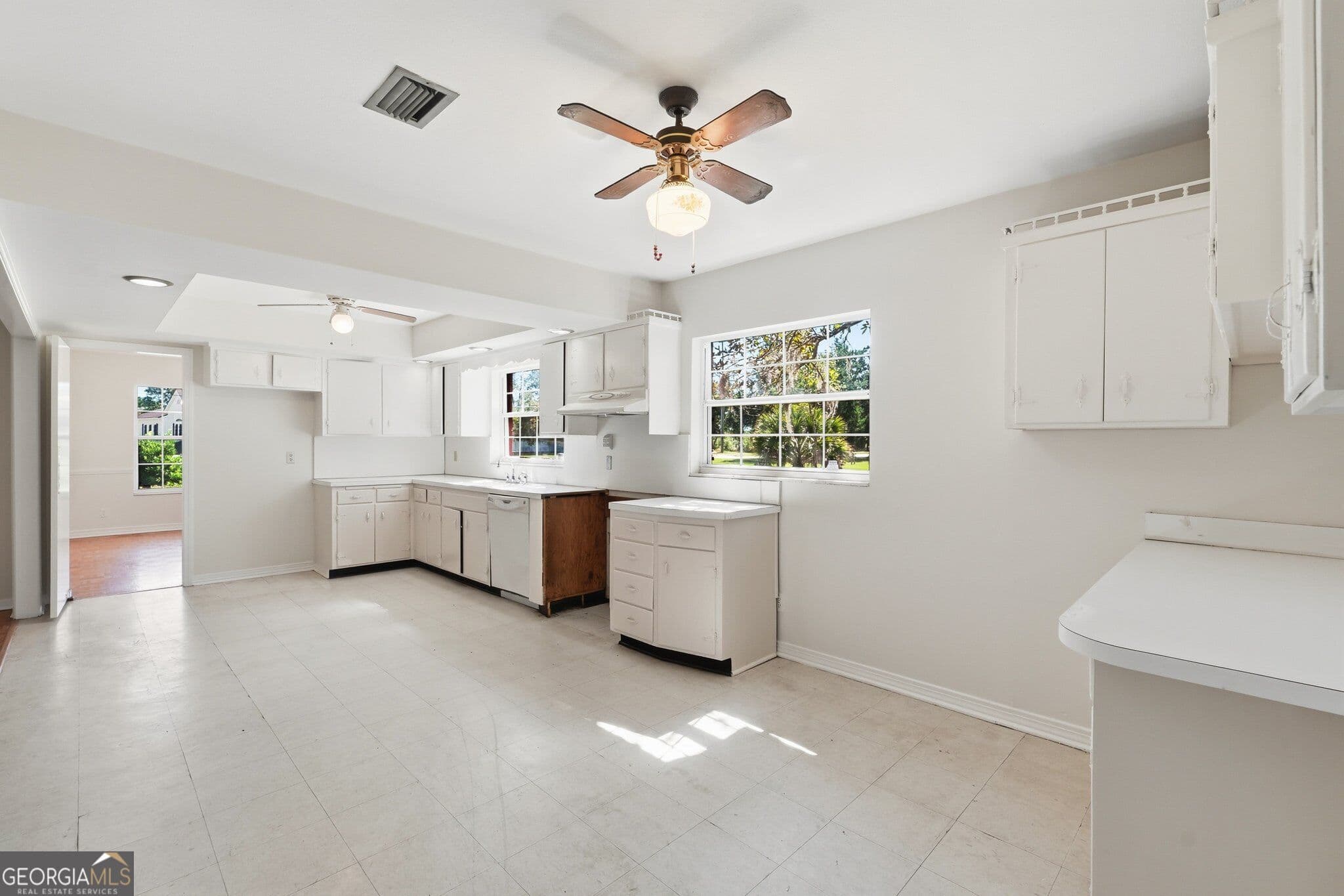 4 bedroom, 3 bathroom, 3,129 sq ft single family residence for sale at 35453 Okefenokee Drive, Folkston, GA 31537 — photo 9