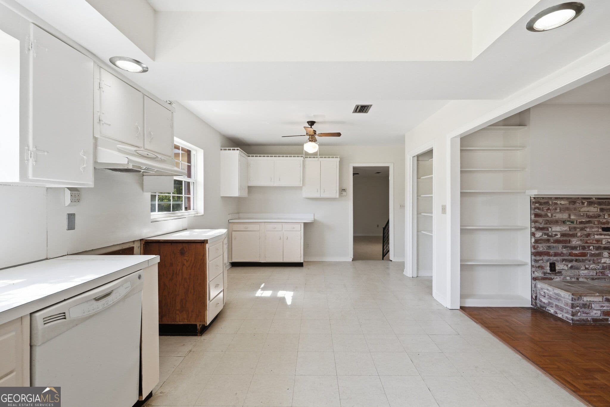 4 bedroom, 3 bathroom, 3,129 sq ft single family residence for sale at 35453 Okefenokee Drive, Folkston, GA 31537 — photo 8