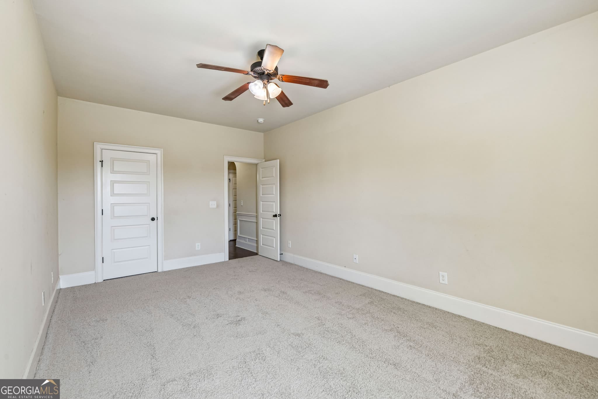 5 bedroom, 4 bathroom, 4,470 sq ft single family residence for sale at 2432 Sunflower Drive, Evans, GA 30809 — photo 4