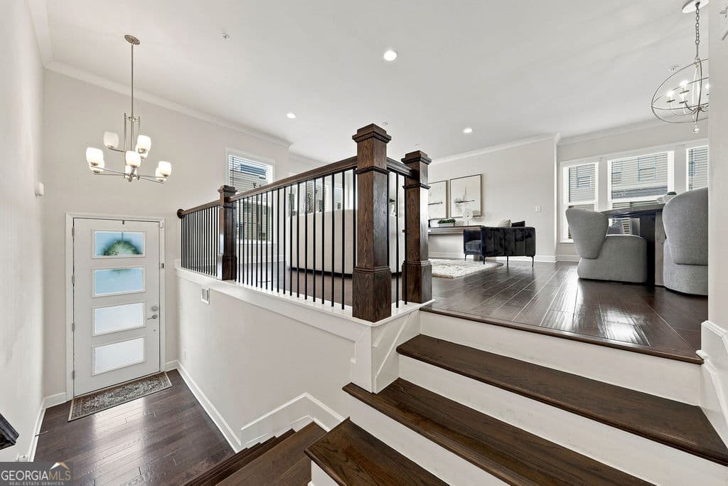 4 bedroom, 4 bathroom, 3,714 sq ft townhouse for sale at 2201 Croston Lane, Smyrna, GA 30080 — photo 3