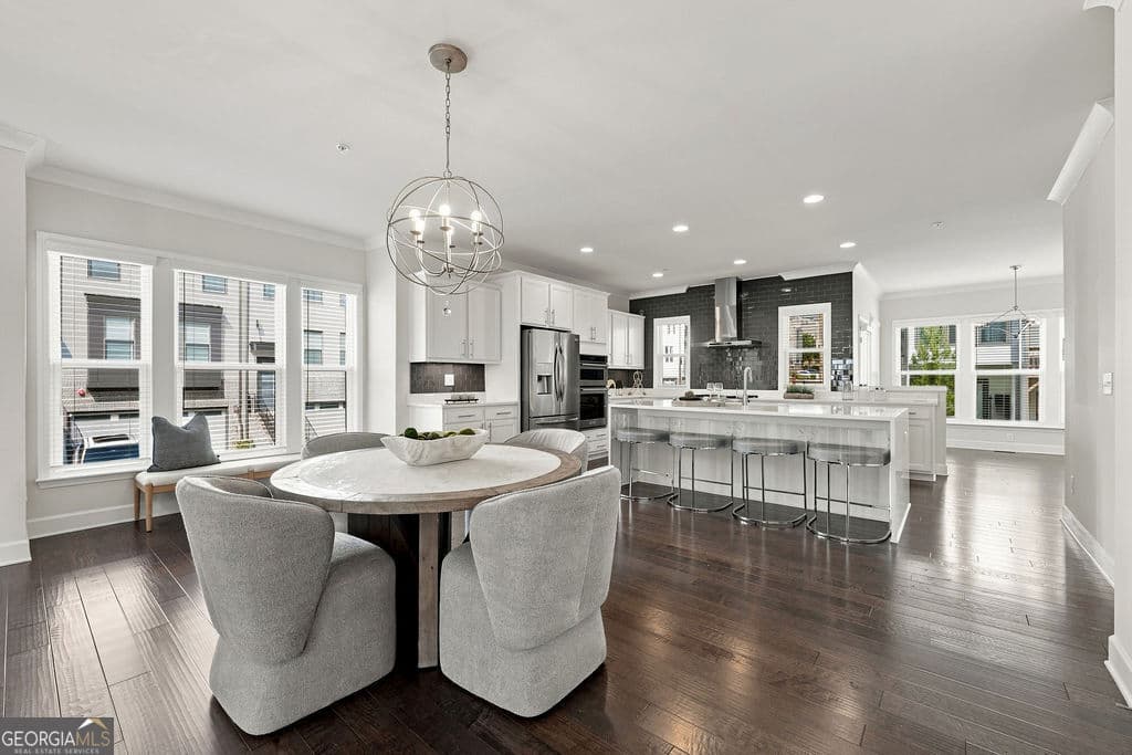 4 bedroom, 4 bathroom, 3,714 sq ft townhouse for sale at 2201 Croston Lane, Smyrna, GA 30080 — photo 10
