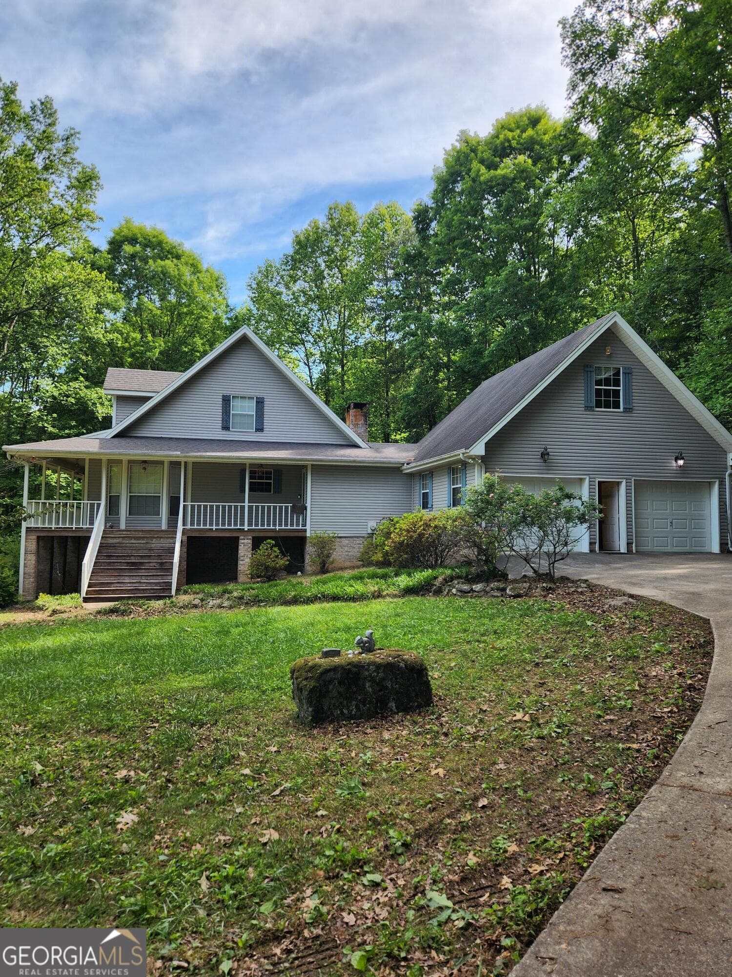 3 bedroom, 2.5 bathroom, 2,815 sq ft single family residence for sale at 415 Highway 151, Lafayette, GA 30728 — photo 3